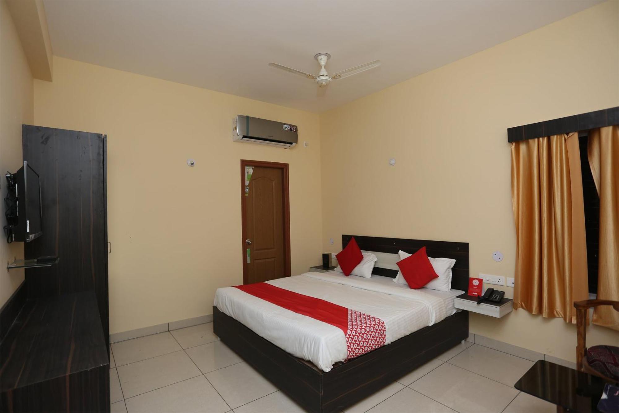 Flagship 27030 Hotel Blue Bell Bhubaneswar Exterior foto